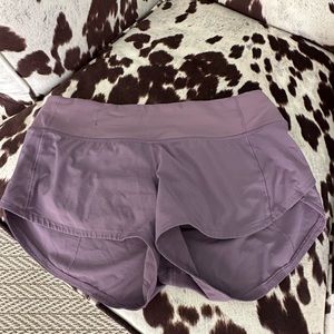 Lululemon Speed Up Low-Rise Short 2.5”